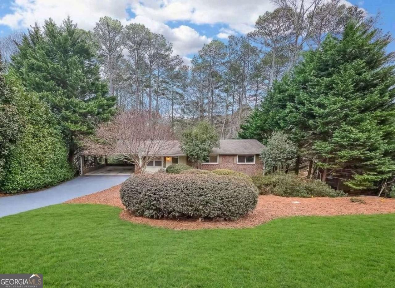 2350 Jomarc Way, Marietta, GA 30062 Main Photo