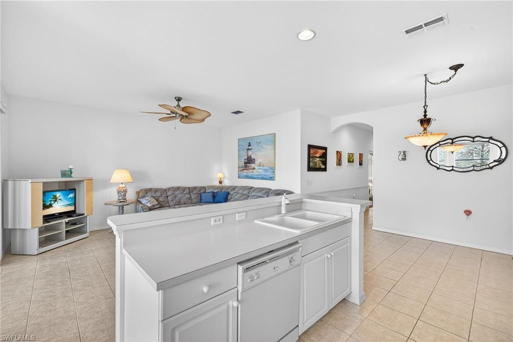 14205 Hilton Head Dr, Fort Myers, FL 33919 Photo