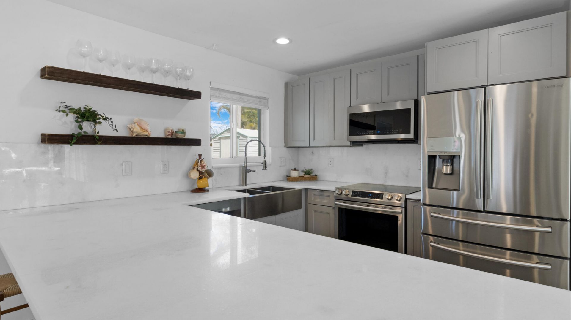 909 SE 16th Place, Deerfield Beach, FL 33441 Photo