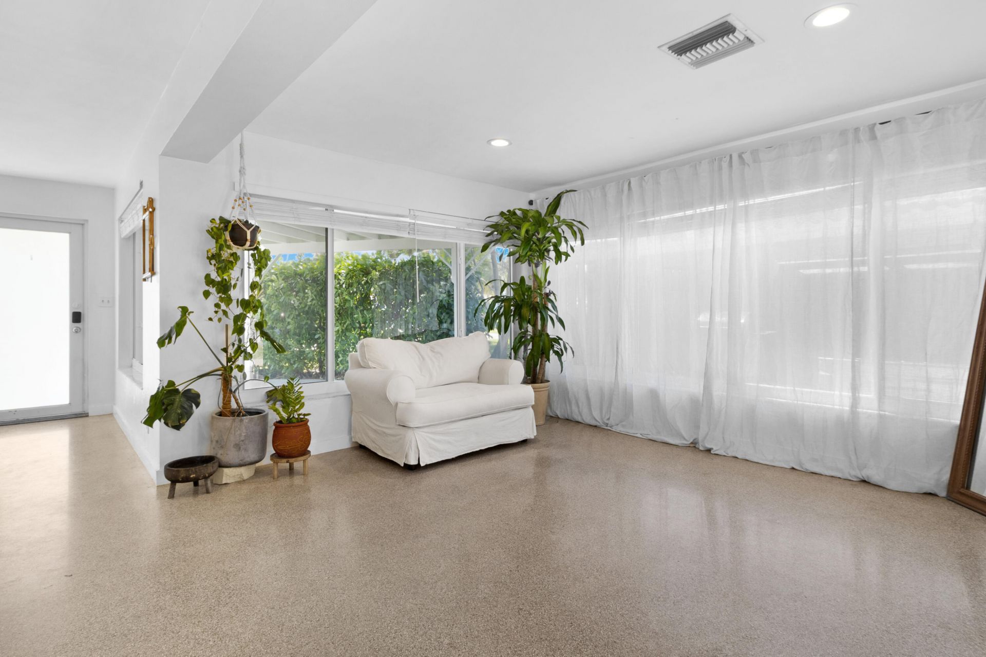 909 SE 16th Place, Deerfield Beach, FL 33441 Photo