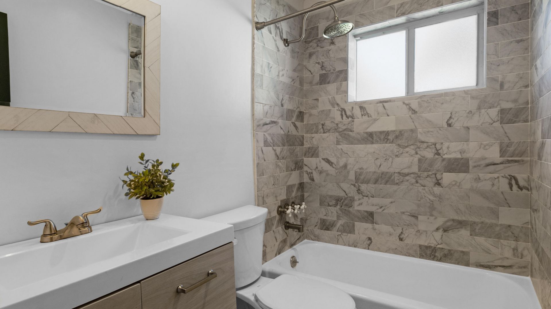 909 SE 16th Place, Deerfield Beach, FL 33441 Photo