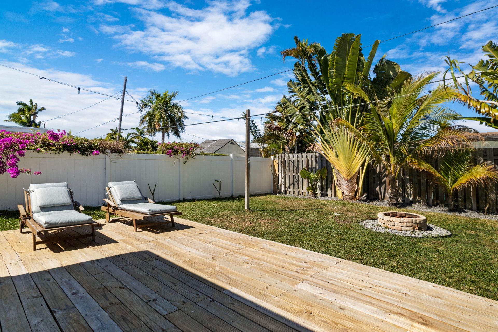 909 SE 16th Place, Deerfield Beach, FL 33441 Photo