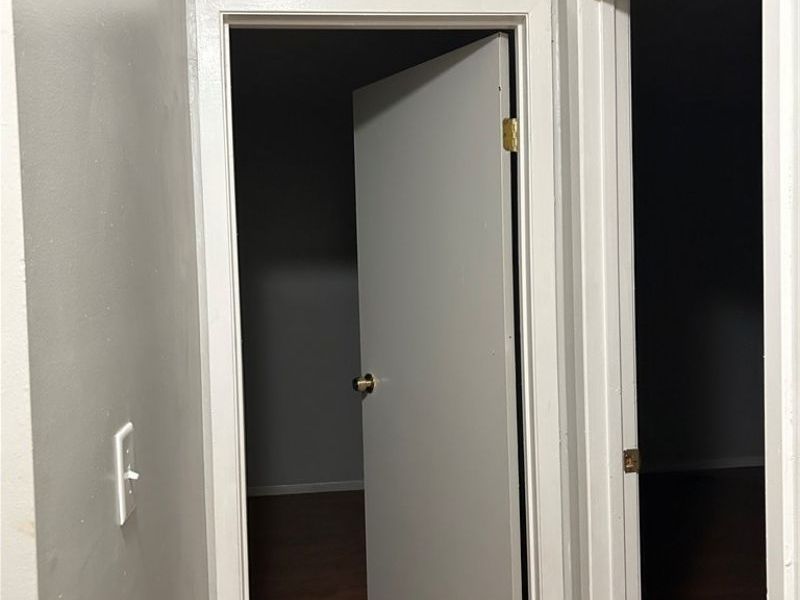 7535 Hickory Road, Bedford, OH 44146 Photo 6