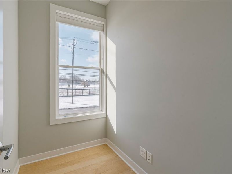 11208 N Park Place, Cleveland, OH 44104 Photo 11