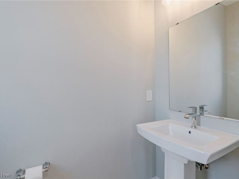 11208 N Park Place, Cleveland, OH 44104 Photo 12