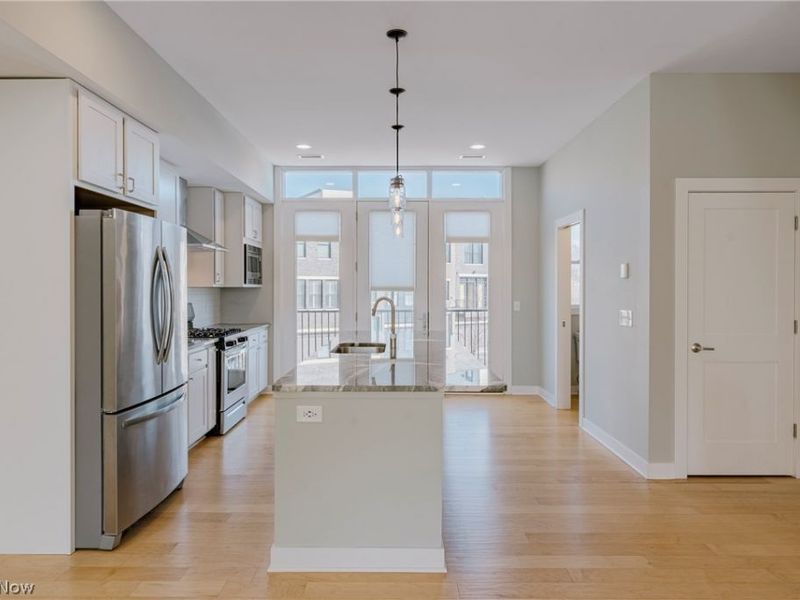 11208 N Park Place, Cleveland, OH 44104 Photo 4