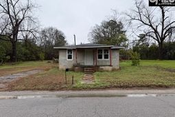 424 Jamison Avenue  photo 4