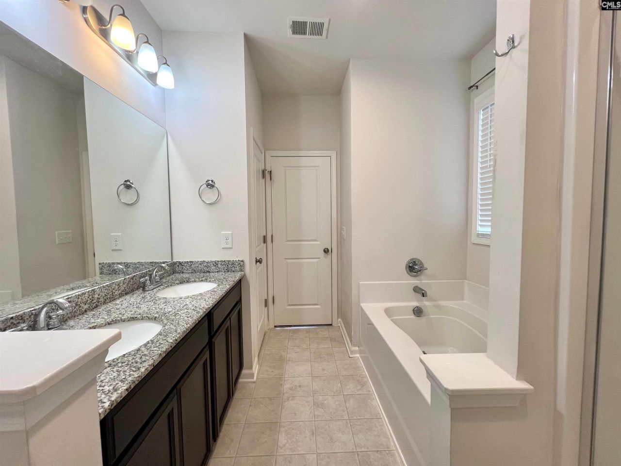 405 Magnolia Tree Road Photo 44