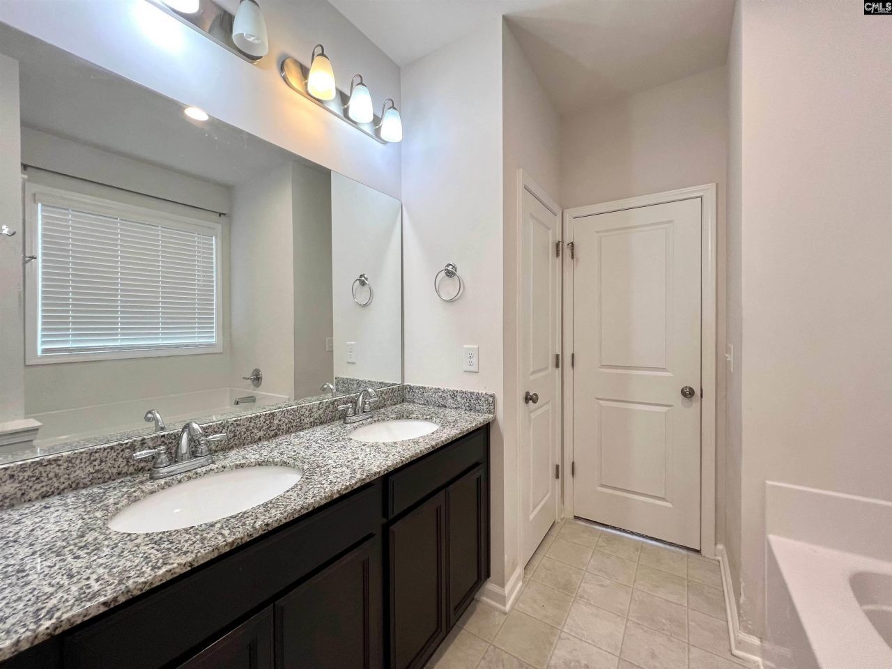 405 Magnolia Tree Road Photo 45