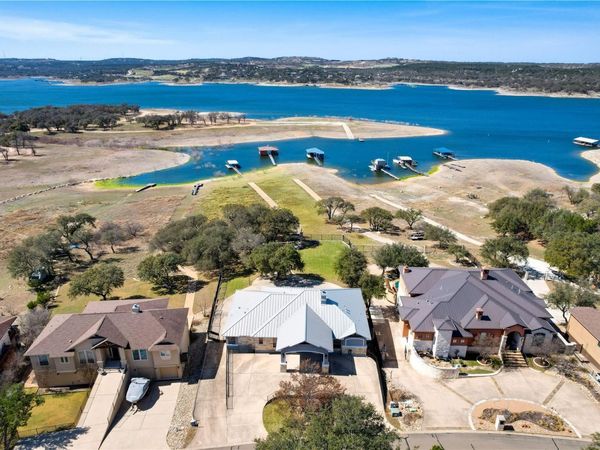 610 Deckhouse DR, Point Venture, TX 78645