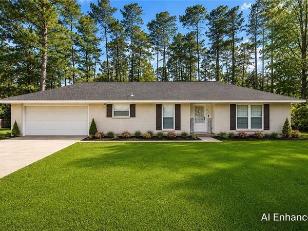 211 WILDWOOD Drive, Hammond, LA 70401