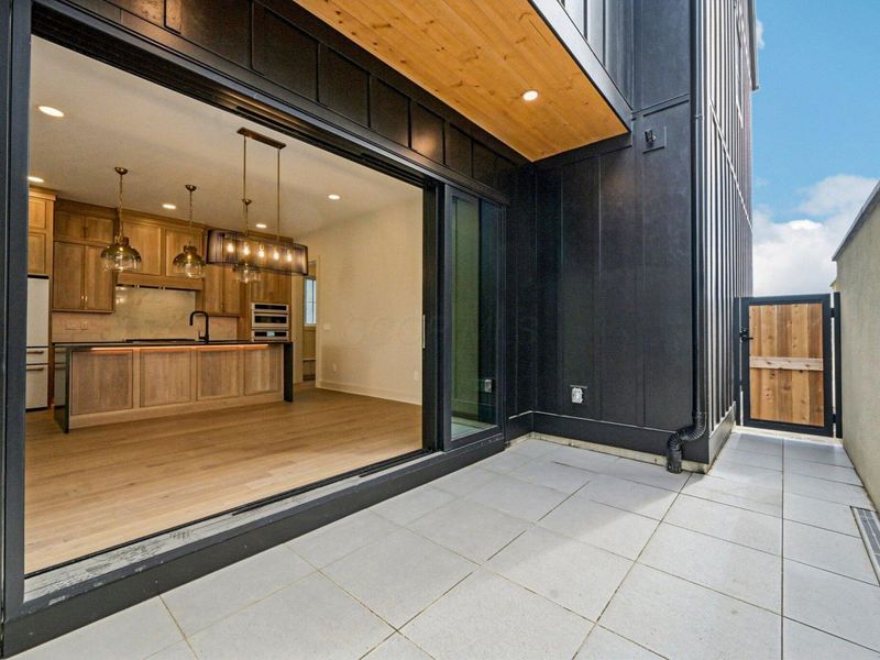 2822 Kobuk Drive , Columbus, OH 43228 Photo 16