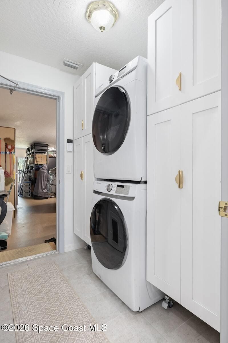 3375 Hield Road , Melbourne, FL 32904 Photo