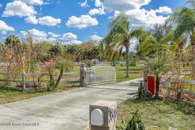 3375 Hield Road , Melbourne, FL 32904 Photo