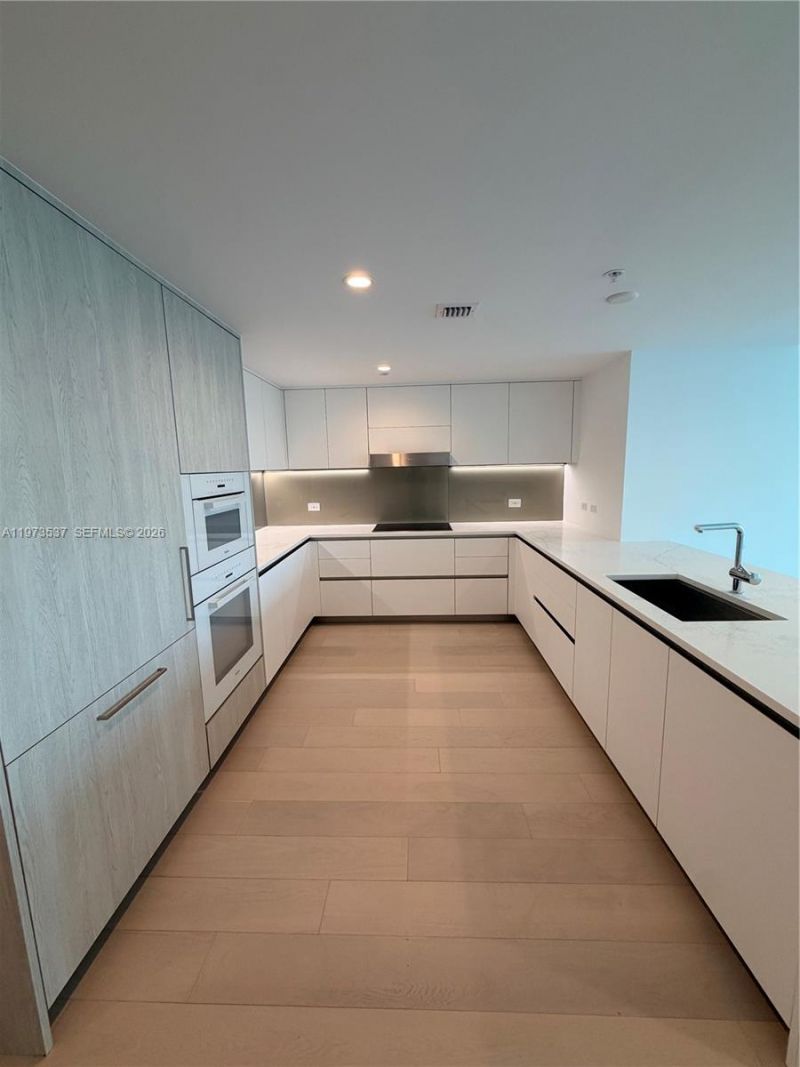 9201 E Bay Harbor Dr, Unit 309, Bay Harbor Islands, FL 33154 Photo