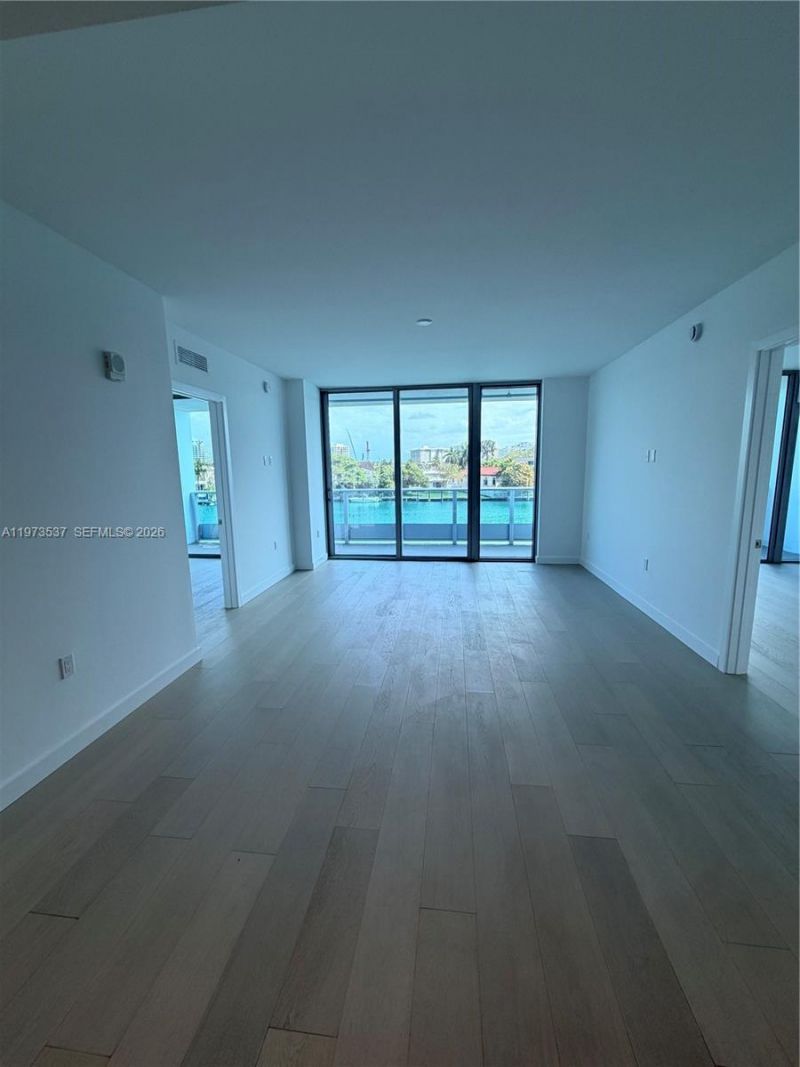 9201 E Bay Harbor Dr, Unit 309, Bay Harbor Islands, FL 33154 Photo
