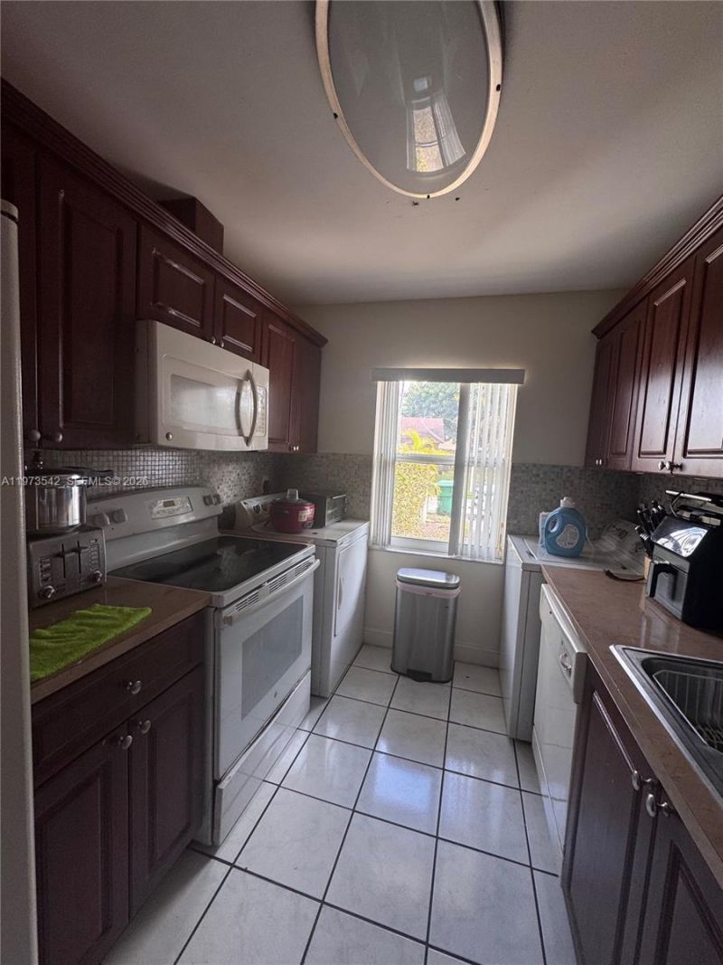 5252 SW 139th Pl , Unit 5252, Miami, FL 33175 Photo