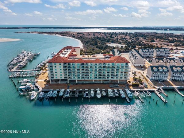 100 Olde Towne Yacht Club Drive, Unit U212, Beaufort, NC 28516