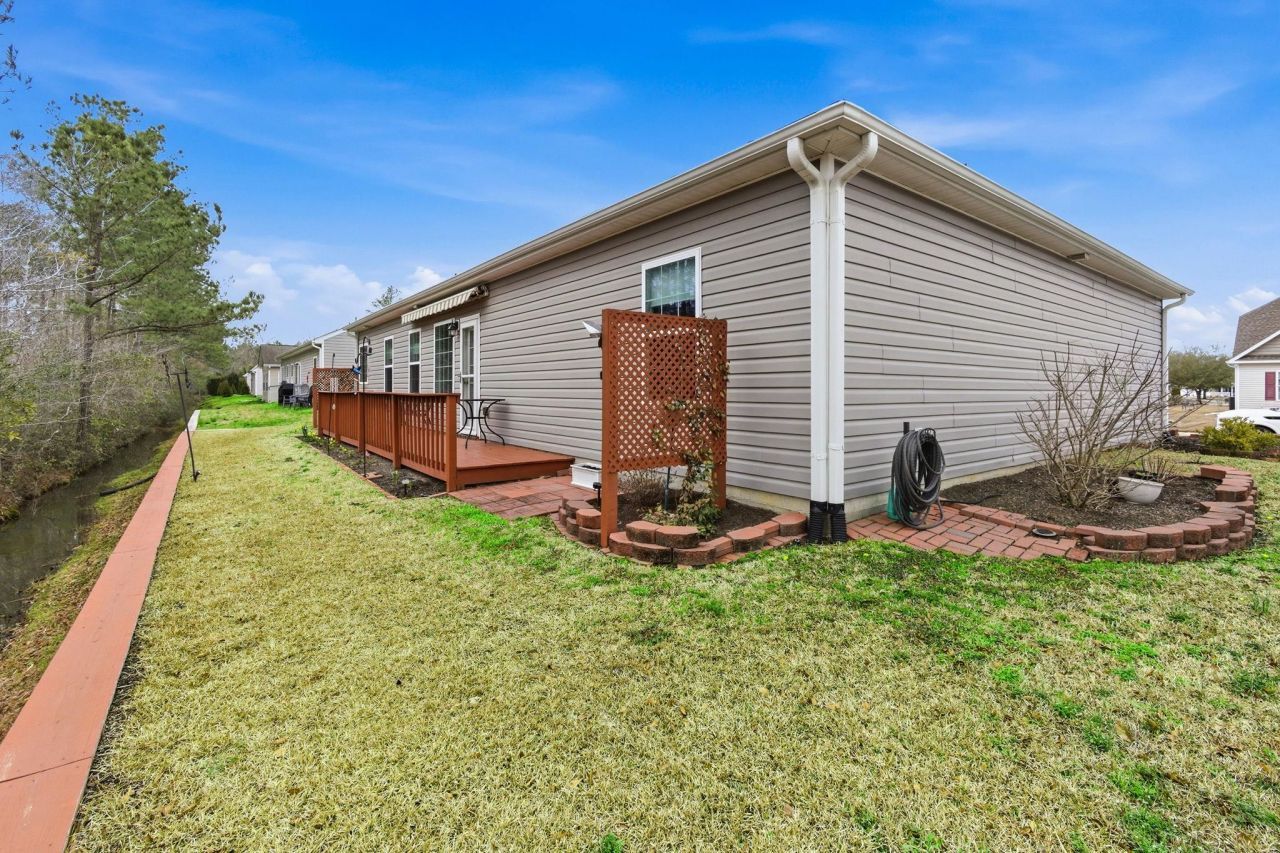 340 Oak Crest Circle  Photo 32