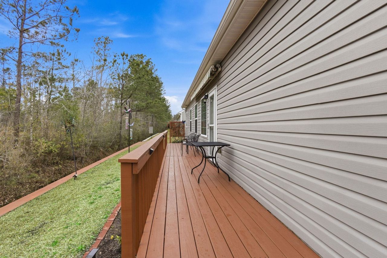 340 Oak Crest Circle  Photo 33