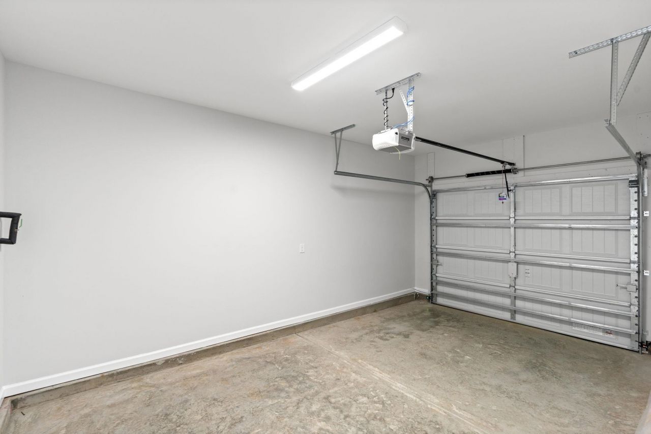 227 Buckwood Dr Photo 20