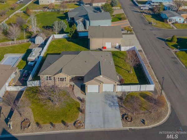 2285 Pitchstone Drive, Clarkston, WA 99403