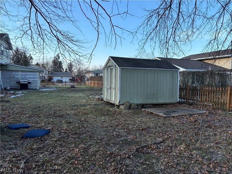 114 Timberlane Drive, Elyria, OH 44035 Photo 10