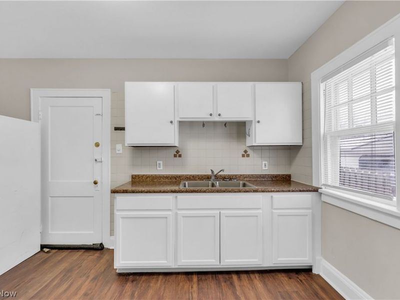 9609 Sladden Avenue, Unit 1/DN, Garfield Heights, OH 44125 Photo 11