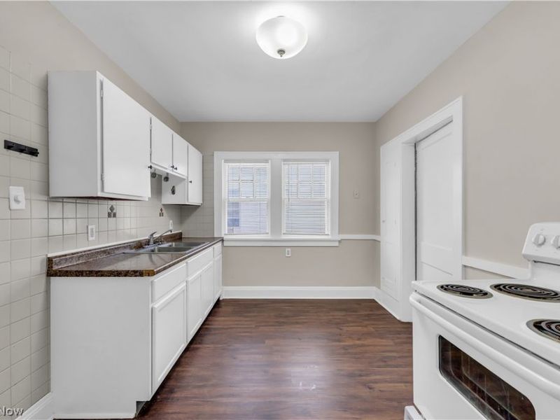 9609 Sladden Avenue, Unit 1/DN, Garfield Heights, OH 44125 Photo 12