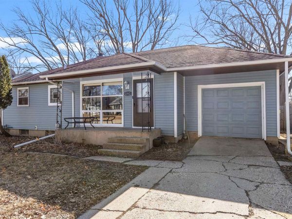 2312 Jonathan Ave, ROCKFORD, IL 61103