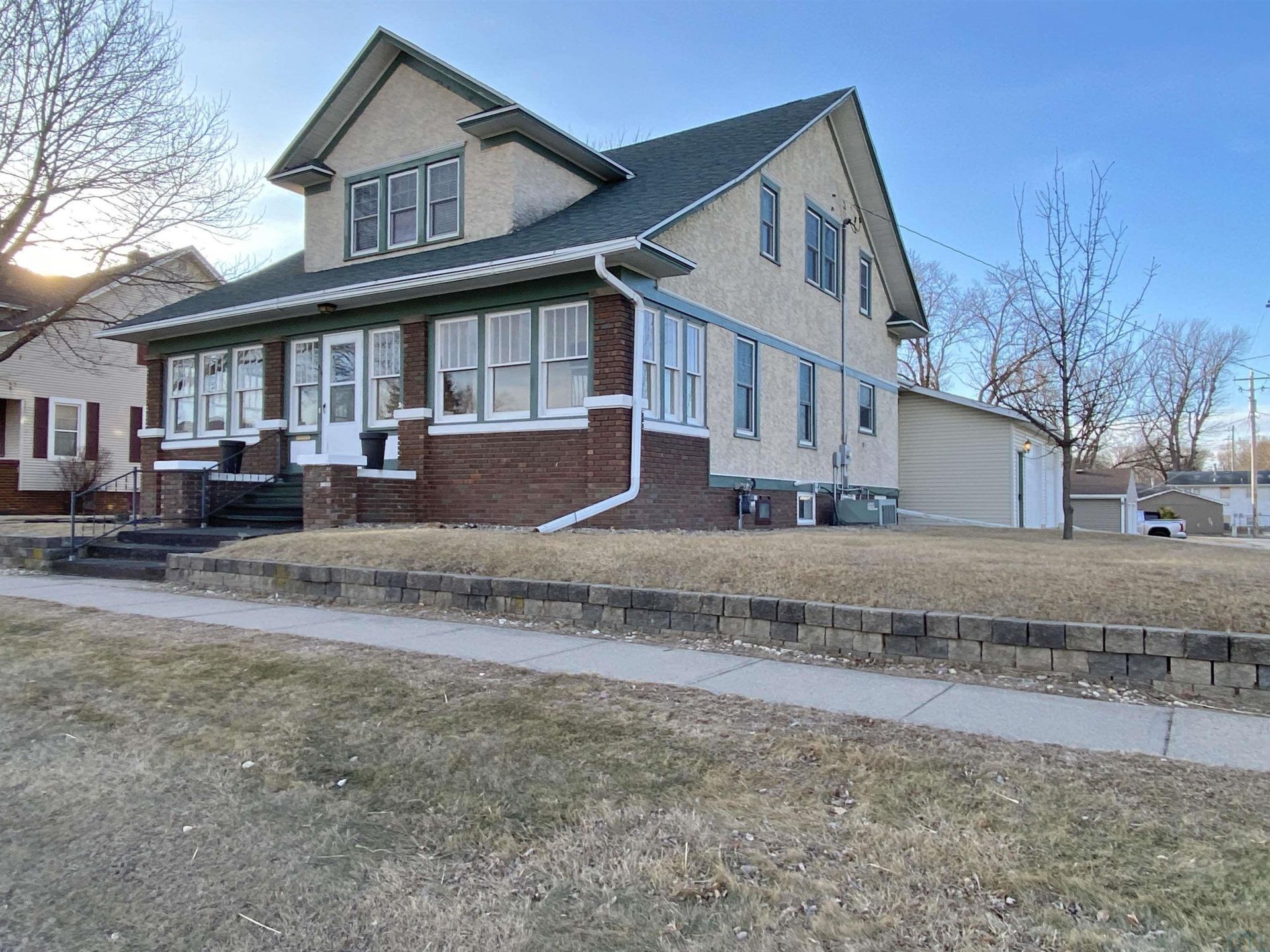 414 Plymouth St Se, Lemars, IA 51031 Main Photo