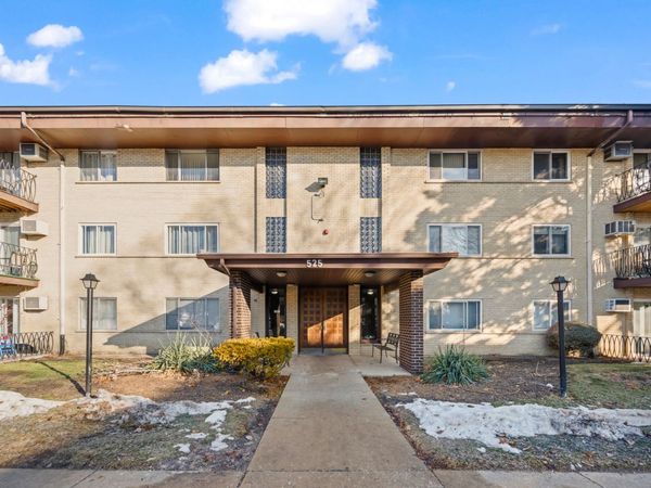 525 S Cleveland Avenue , Unit 104, Arlington Heights, IL 60005