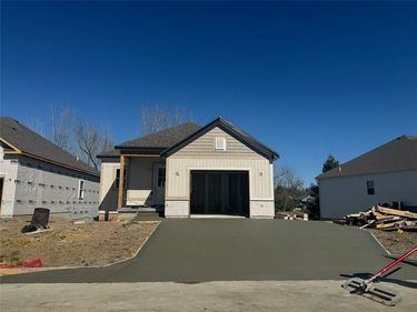 3111 Carlisle Court, St Joseph, MO 64506