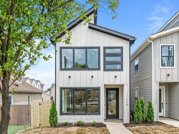 1726B Simpkins St , Nashville, TN 37208