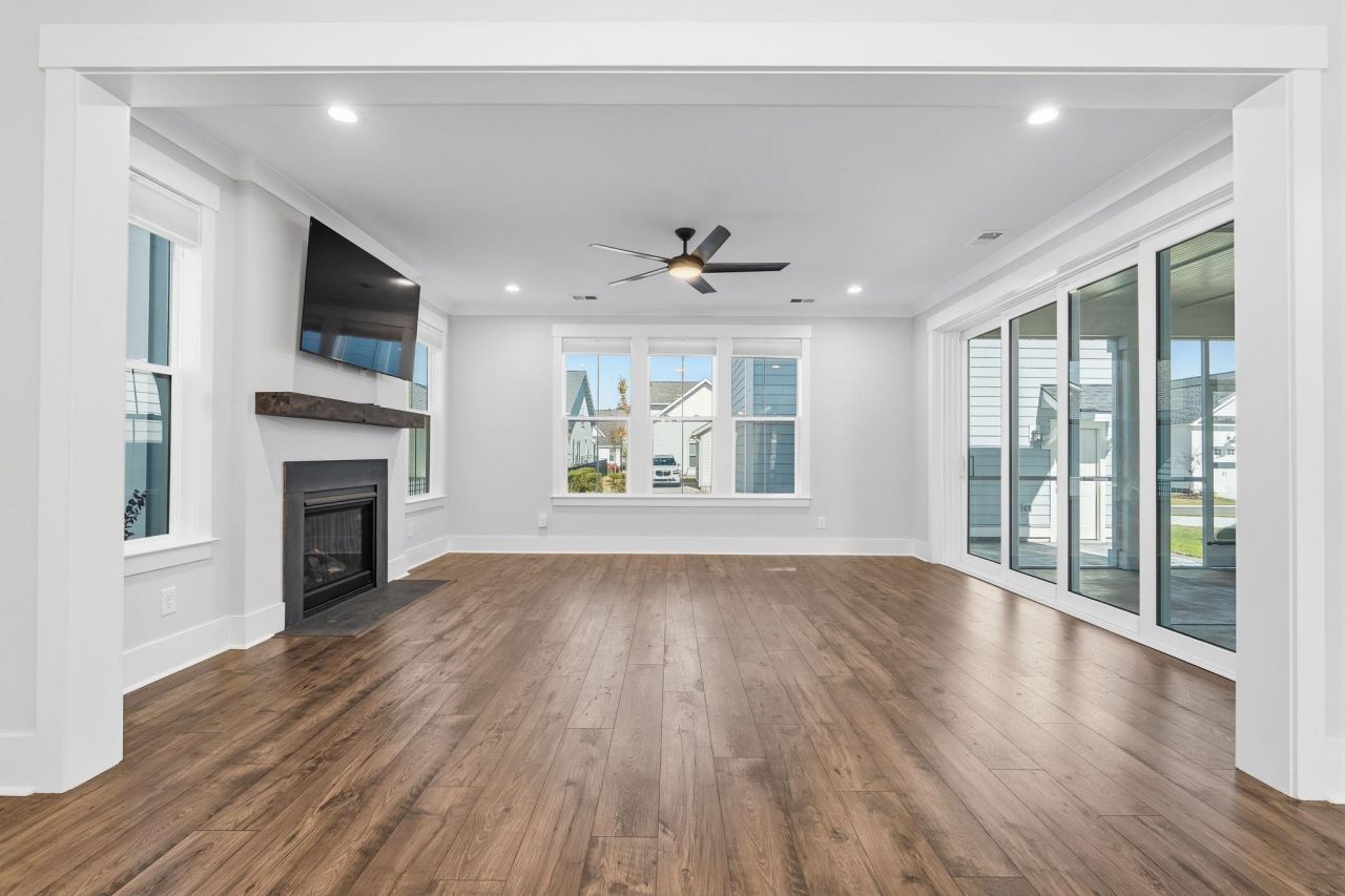 428 Ayrhill Loop  Photo 15