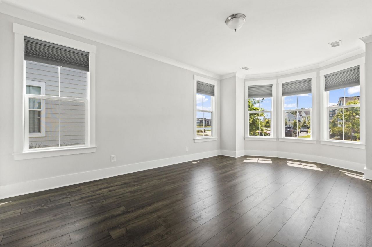 428 Ayrhill Loop  Photo 32