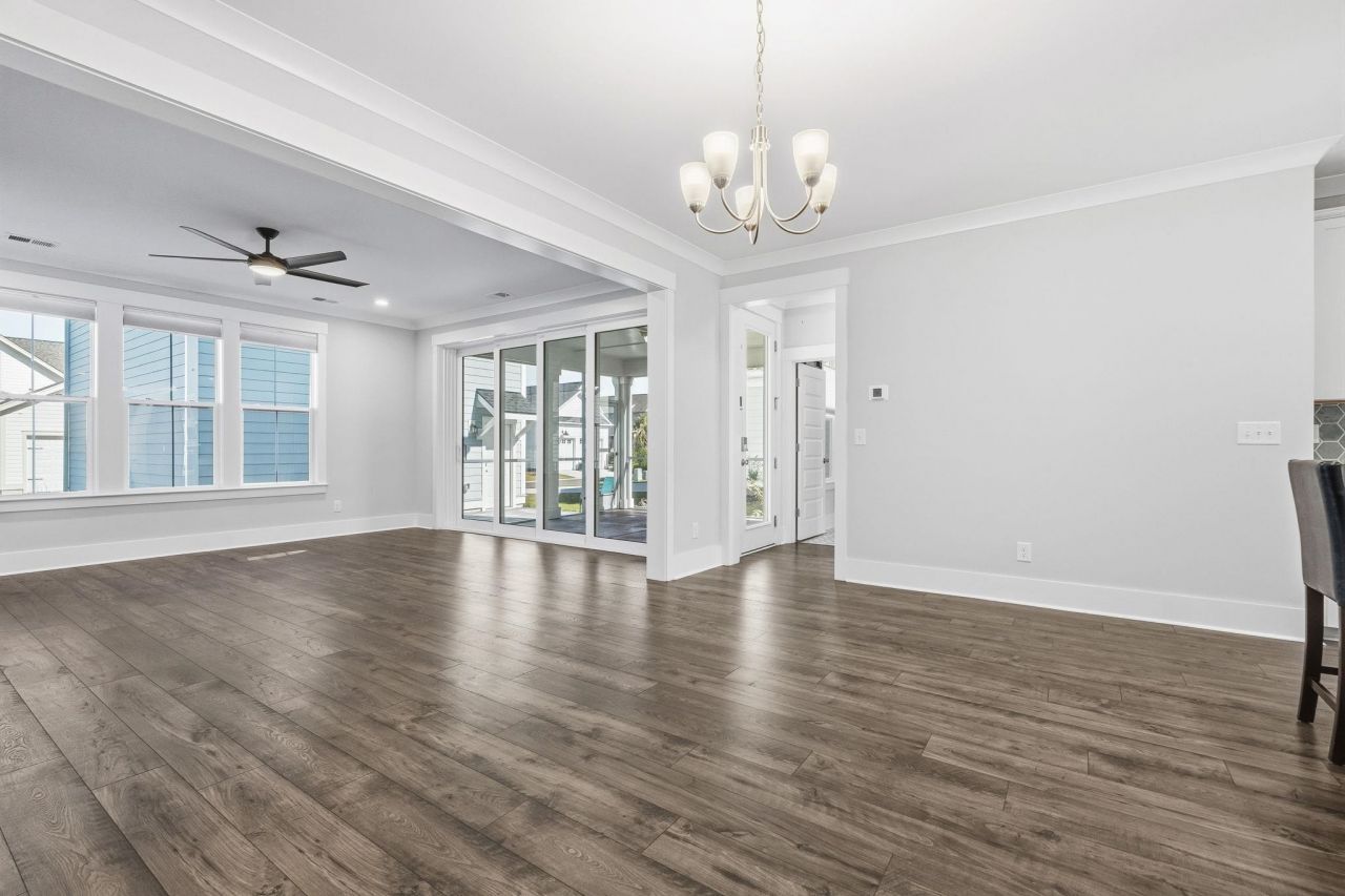 428 Ayrhill Loop  Photo 9