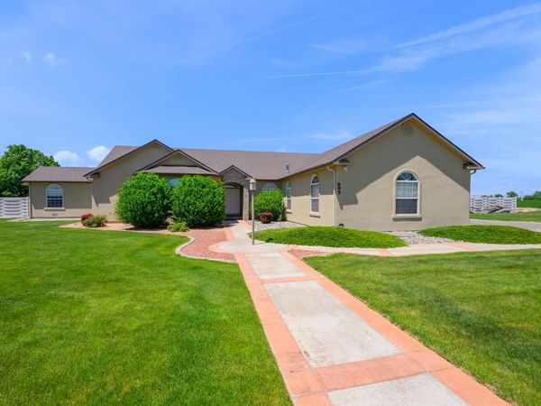 895 24 1/2 Road , Grand Junction, CO 81505