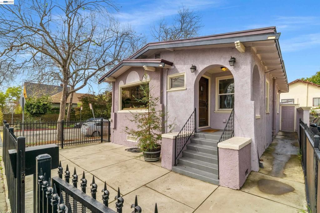 931 Bancroft Way, Berkeley, CA 94710 Main Photo