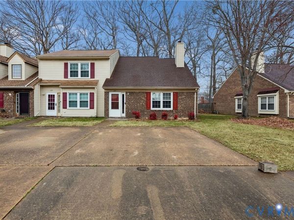 377 Kinsmen, Hampton, VA 23666