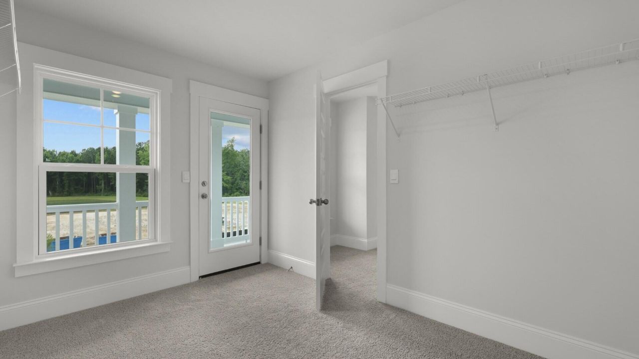 118 Broadstone Drive Photo 33