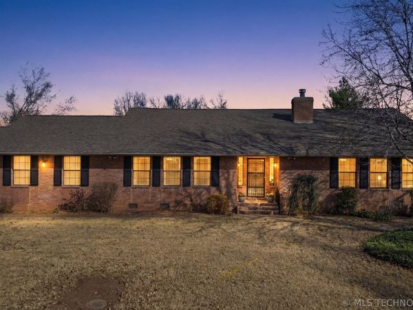 2601 E 57th Street , Tulsa, OK 74105