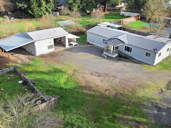 3372 Long St, Sweet Home, OR 97386