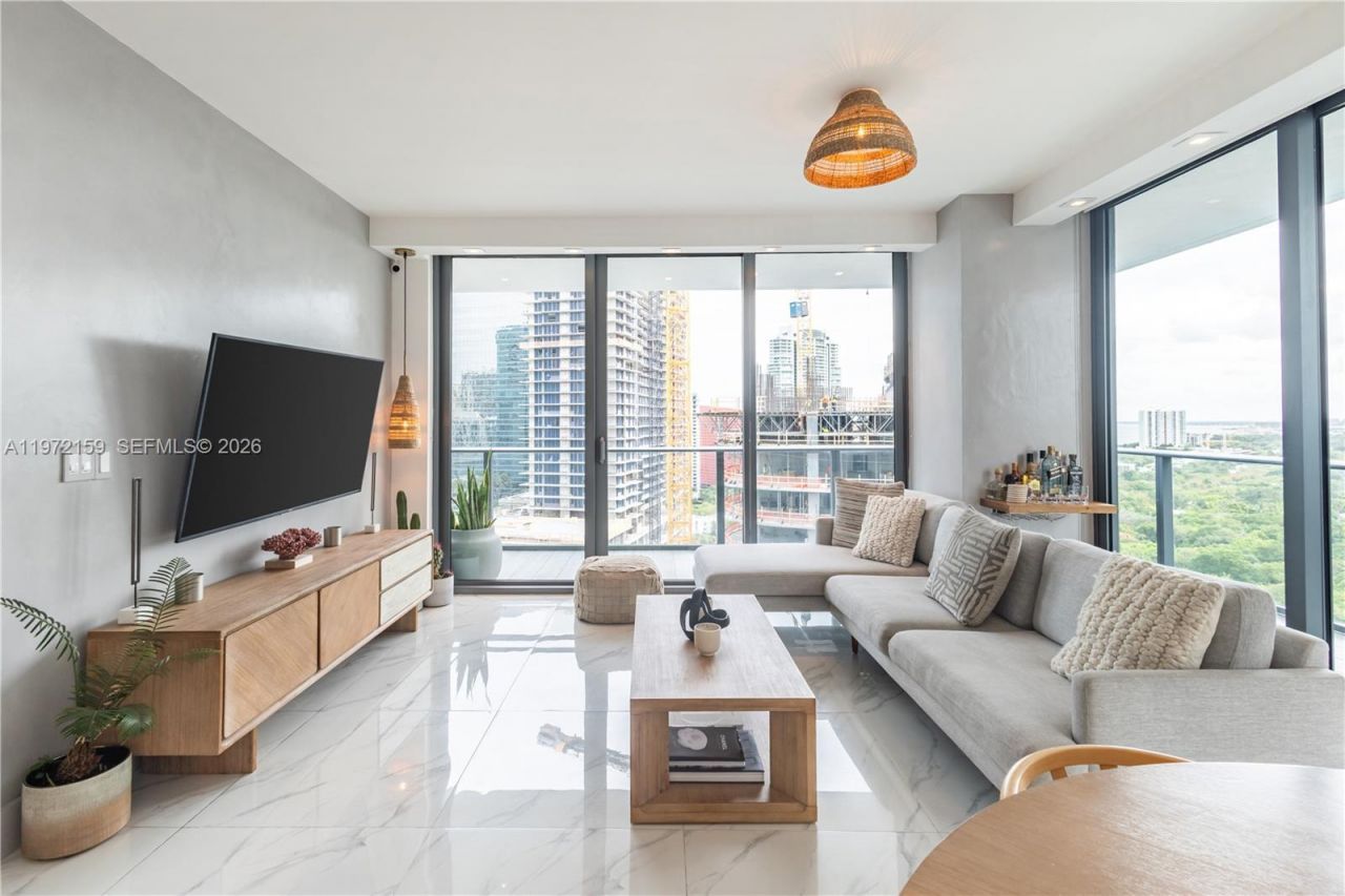 1300 S Miami Ave , Unit 2006, Miami, FL 33130 Photo