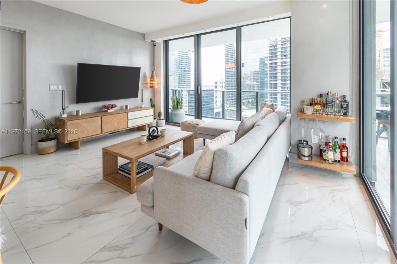 1300 S Miami Ave , Unit 2006, Miami, FL 33130 Photo