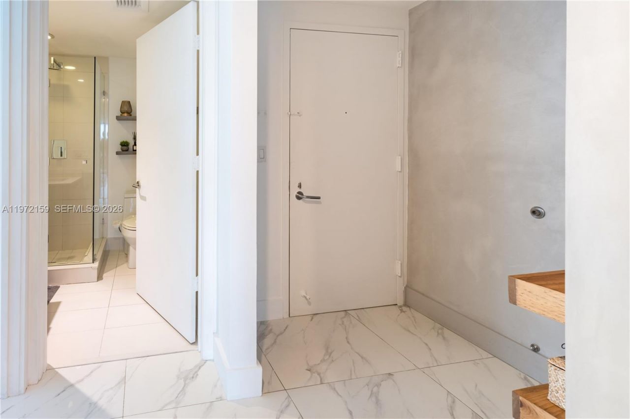 1300 S Miami Ave , Unit 2006, Miami, FL 33130 Photo