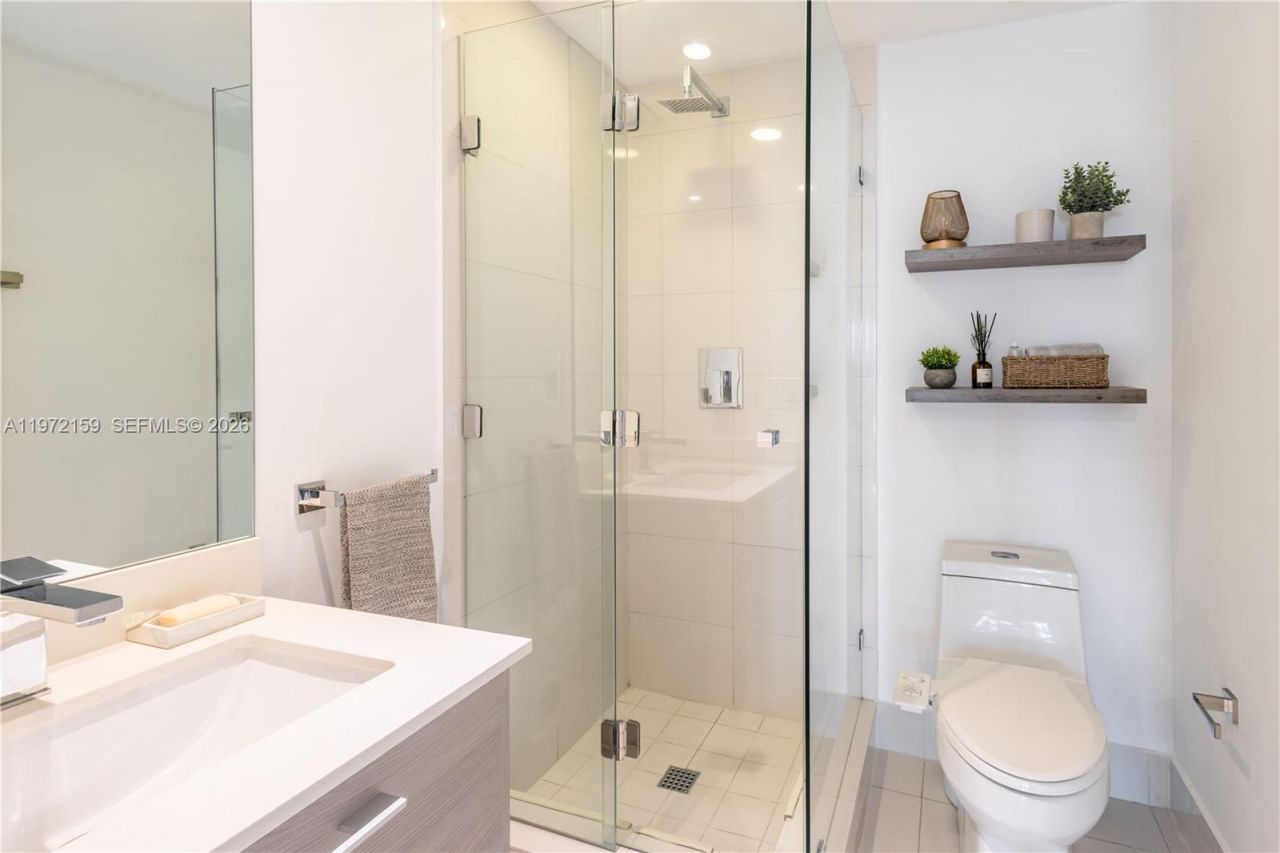 1300 S Miami Ave , Unit 2006, Miami, FL 33130 Photo