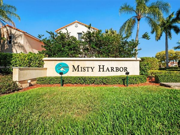 1026 SW 180th Ter , Pembroke Pines, FL 33029