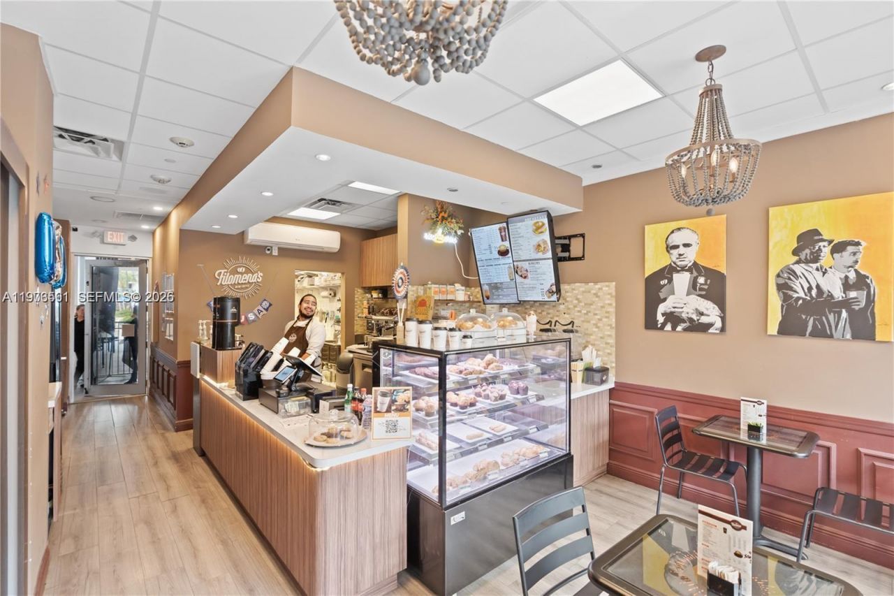 19370 Collins Ave, Unit 221, Sunny Isles Beach, FL 33160 Photo