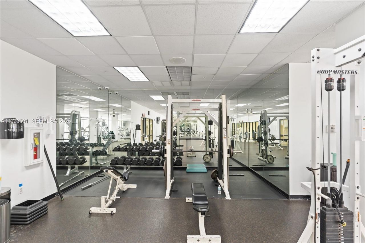 19370 Collins Ave, Unit 221, Sunny Isles Beach, FL 33160 Photo